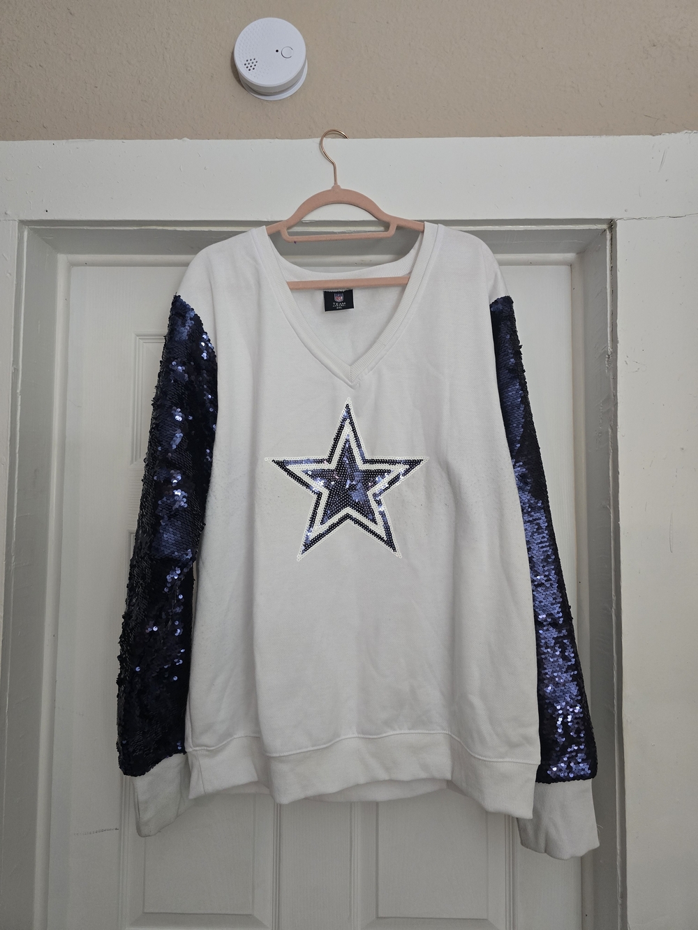 Dallas Cowboys V-Neck Women's Sweater with Navy Sequin Sleeves - 2X